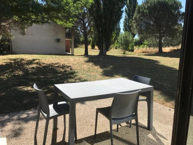 Appartement Arles, Au Calme Proche De La Camargue 6 Buitenkant foto